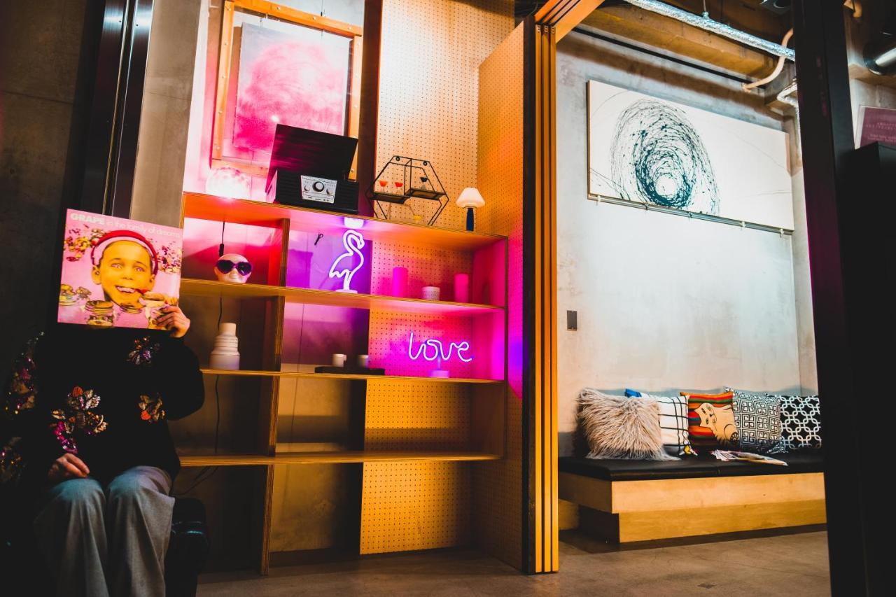 Catalyst Art Hotel Osaka Eksteriør billede